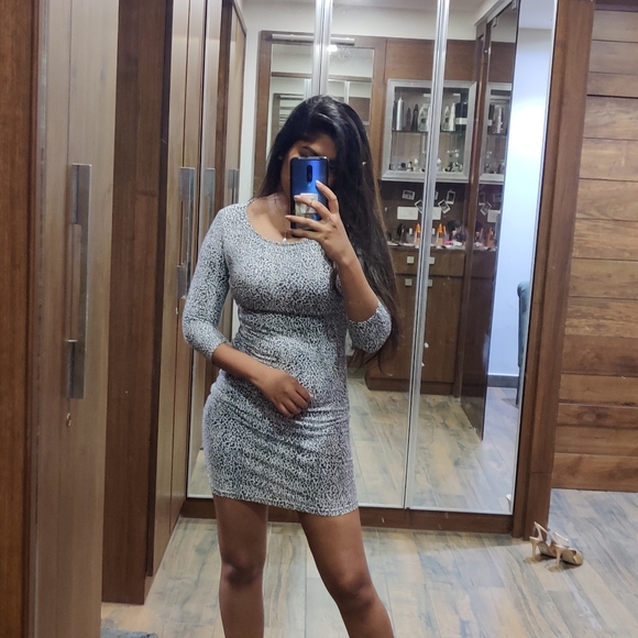 Bodycon print dress - Picture 3 of 3